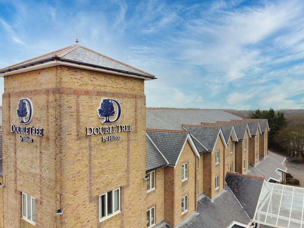 מלון בורהמווד Doubletree By Hilton London Elstree מראה חיצוני תמונה