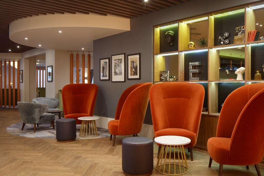 מלון בורהמווד Doubletree By Hilton London Elstree מראה פנימי תמונה
