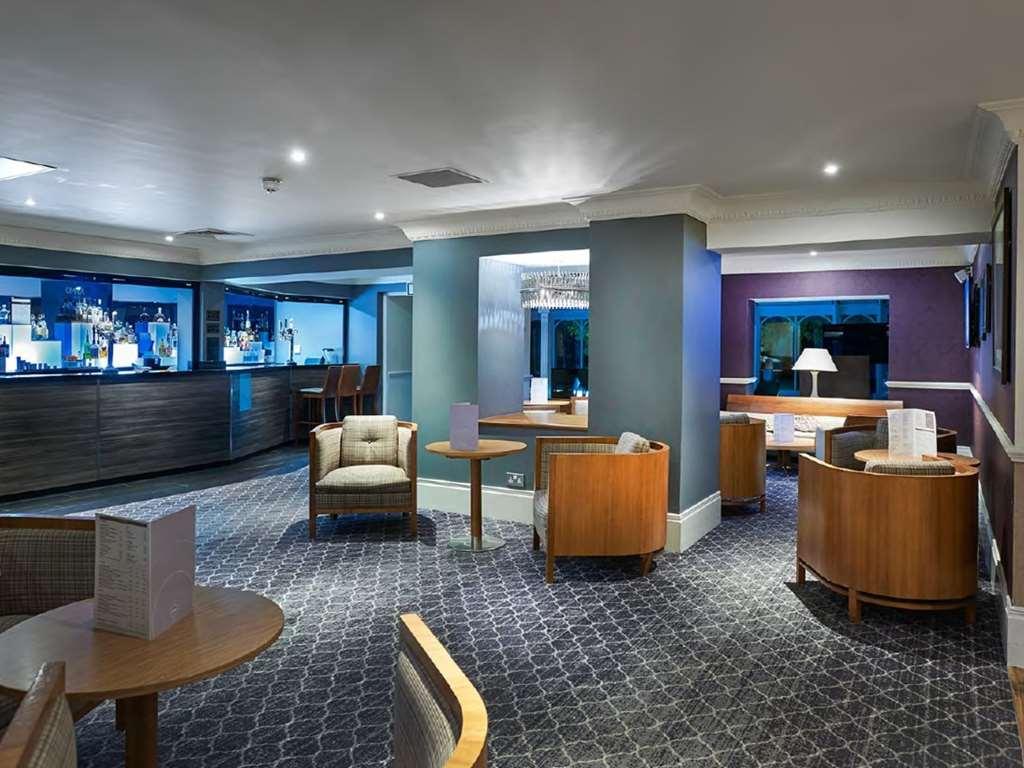 מלון בורהמווד Doubletree By Hilton London Elstree מסעדה תמונה